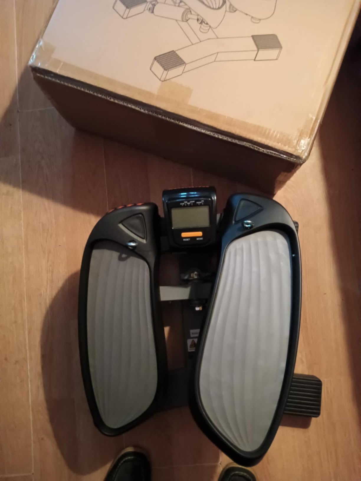 SPORTSROYALS Stair Stepper,Twist/Mini Stepper for Exercise at Home,Step Machine with Resistance Bands for Full Body Workout, 350lbs+ Capacity customer photo 2