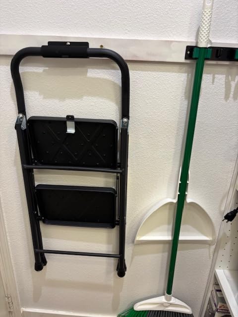 HBTower 2 Step Ladder, Step Stool for Adults, Folding Step Stool with Wide Pedal Ergonomic Design customer photo 2