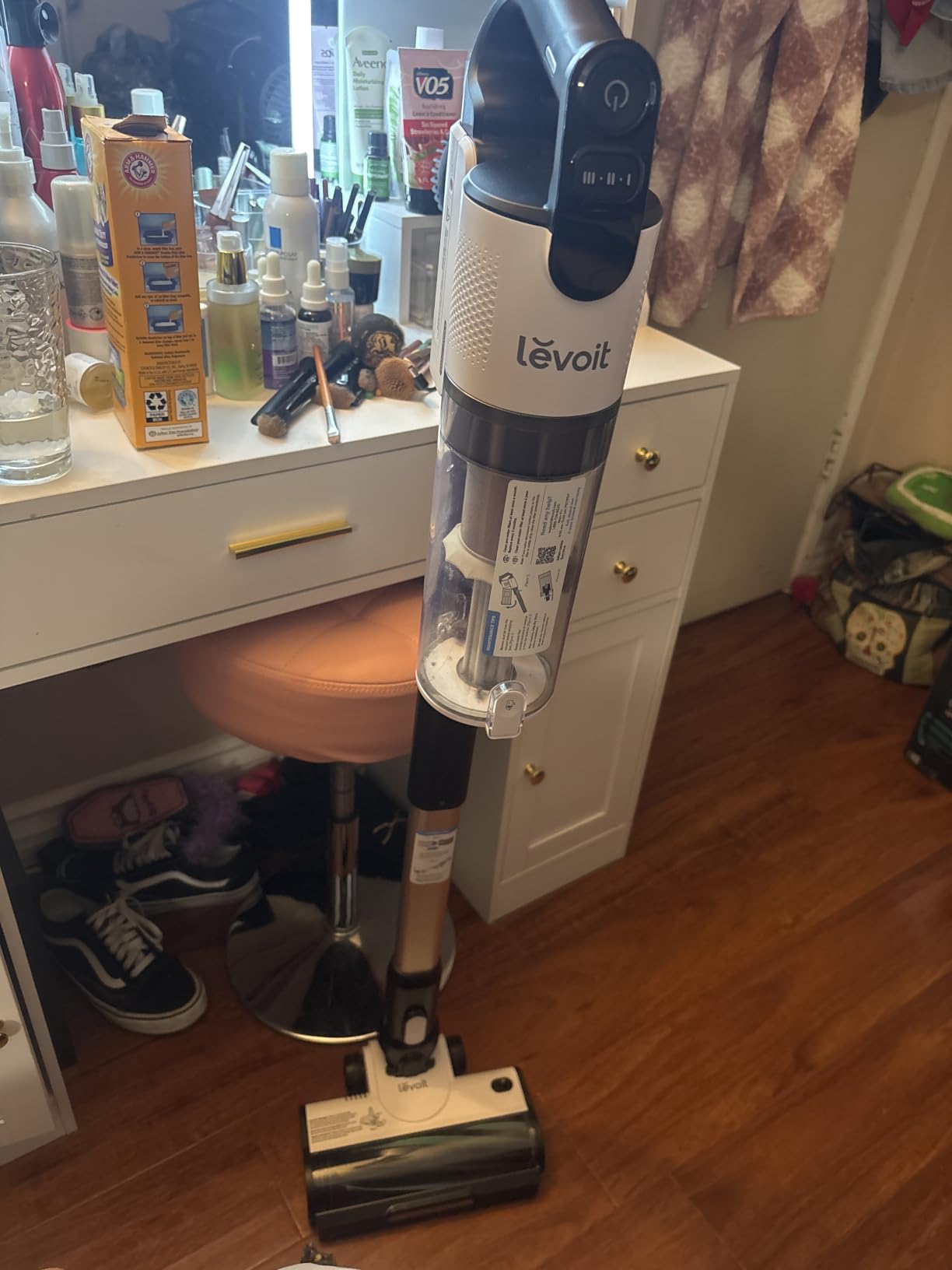 LEVOIT Cordless Vacuum Cleaner, Stick Vac with Tangle-Resistant Design, Up to 50 Minutes, Powerful Suction, Rechargeable, Lightweight, and Versatile for Carpet, Hard Floor, Pet Hair, LVAC-200 customer photo 1