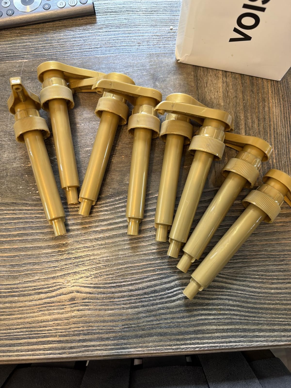 VOISEN Coffee Syrup Pump, 6 Pack Gold Syrup Pump customer photo 1