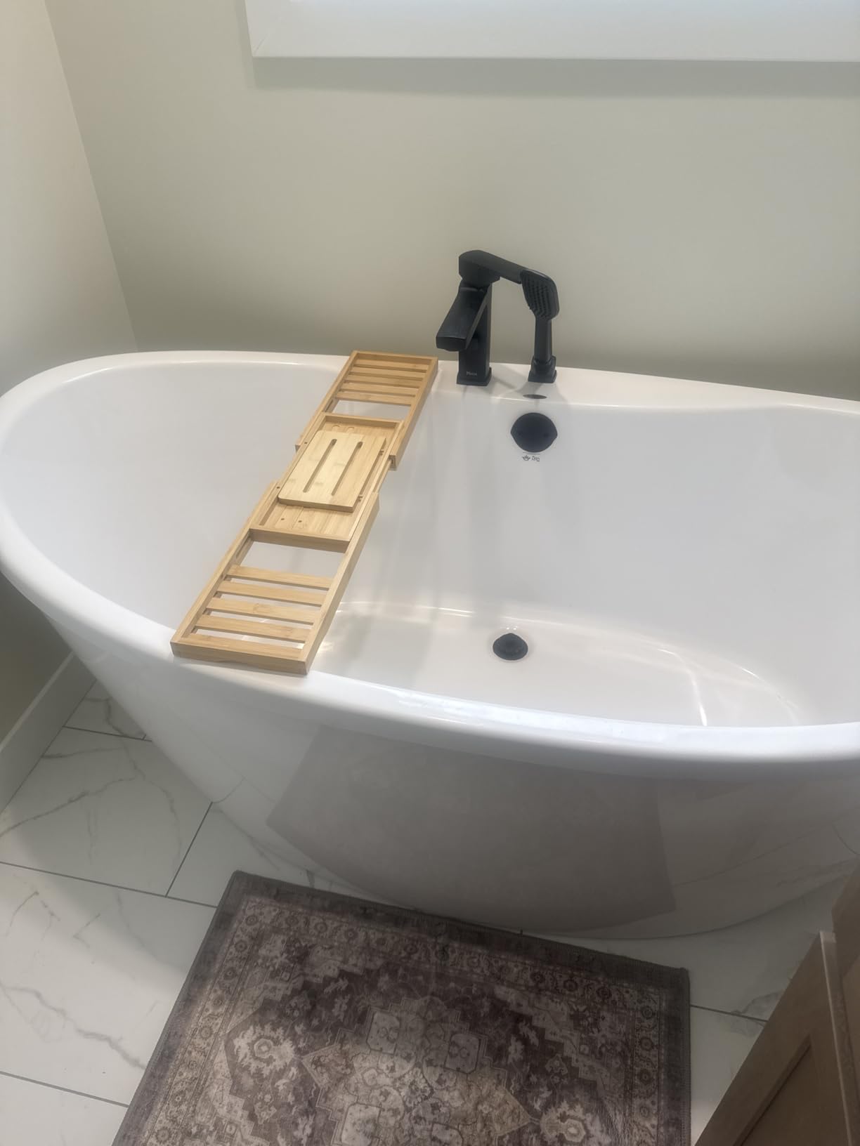 Premium Bamboo Bathtub Tray Caddy - Bath Tub Tray Table for Bathtub - Bath Caddy Tray for Bathtub, Expandable Size, Fits Most Bath Tubs customer photo 1