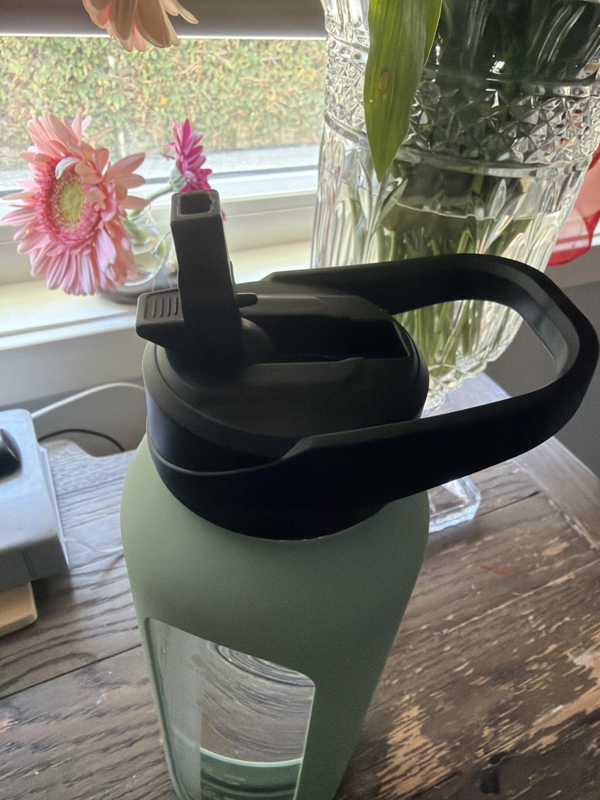 CIVAGO 64 oz Glass Water Bottle Jug with Straw and Handle, Half Gallon Sports Motivational Water Bottle with Time Marker, Wide Mouth Flask Canteen with Silicone Sleeve for Gym, Black customer photo 1