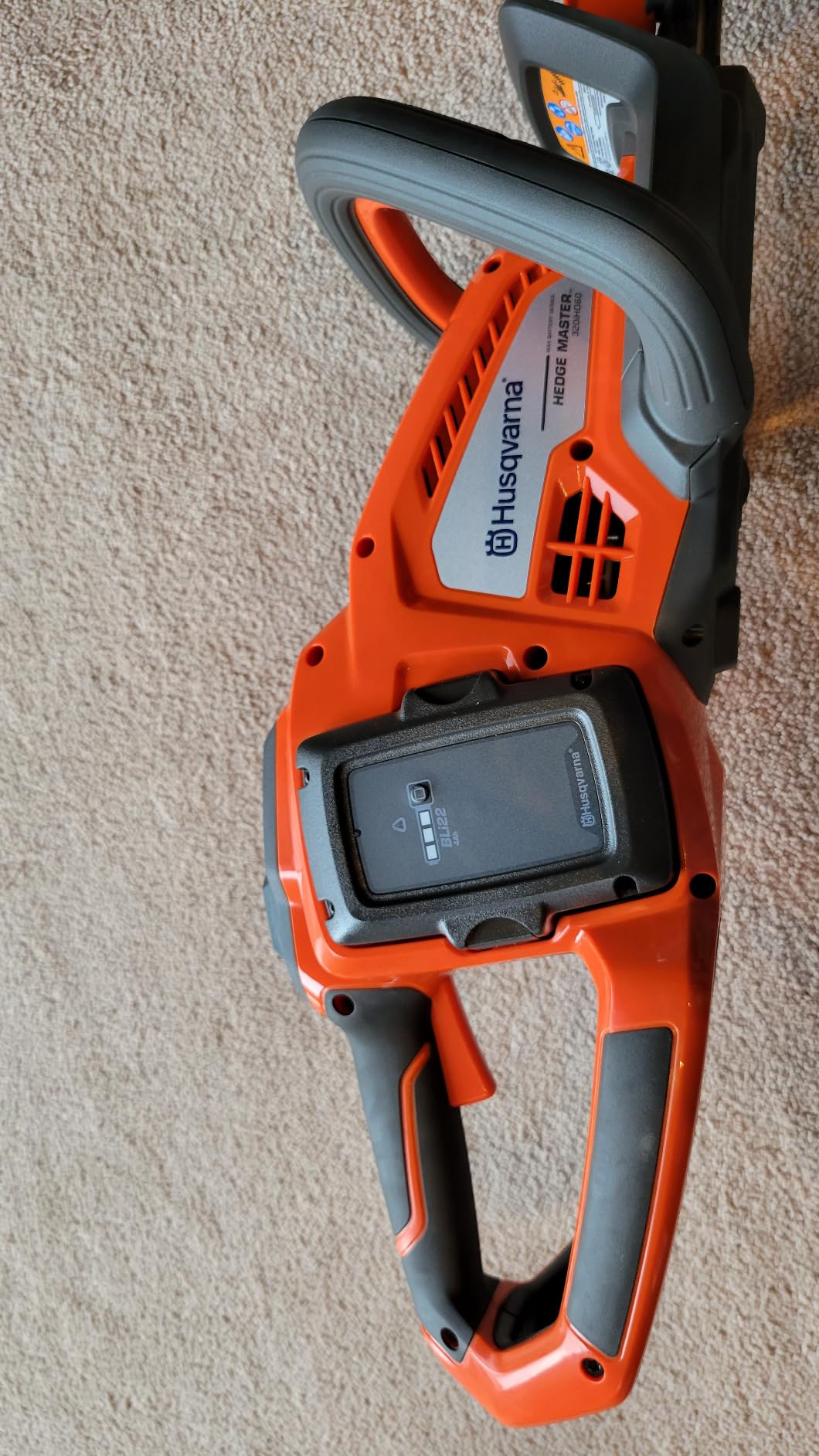 Husqvarna Hedge Master 320iHD60 Battery Hedge Trimmer, Garden Trimmer | 24