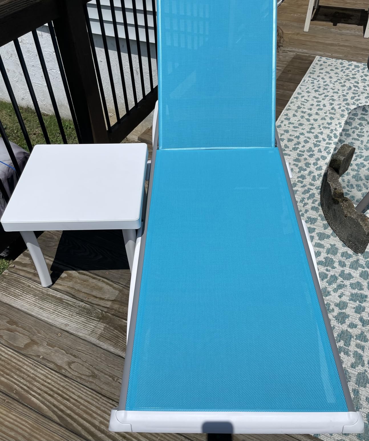 Kozyard 3-Piece Outdoor Chaise Lounge Set Fully Flat Adjustable Lounger | Aluminum Frame, Resin Legs, Textilene Fabric for Poolside, Backyard, Beach, Aqua, 2 Chairs + Table customer photo 1
