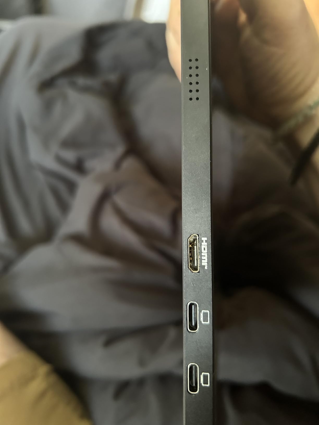 ARZOPA Portable Monitor 15.6'' FHD 1080P - Ultra-Slim Portable Laptop Monitor with Kickstand - IPS Display for PC, MAC, Phone, Xbox, PS5 - USB C & HDMI Connectivity - A1 customer photo 1