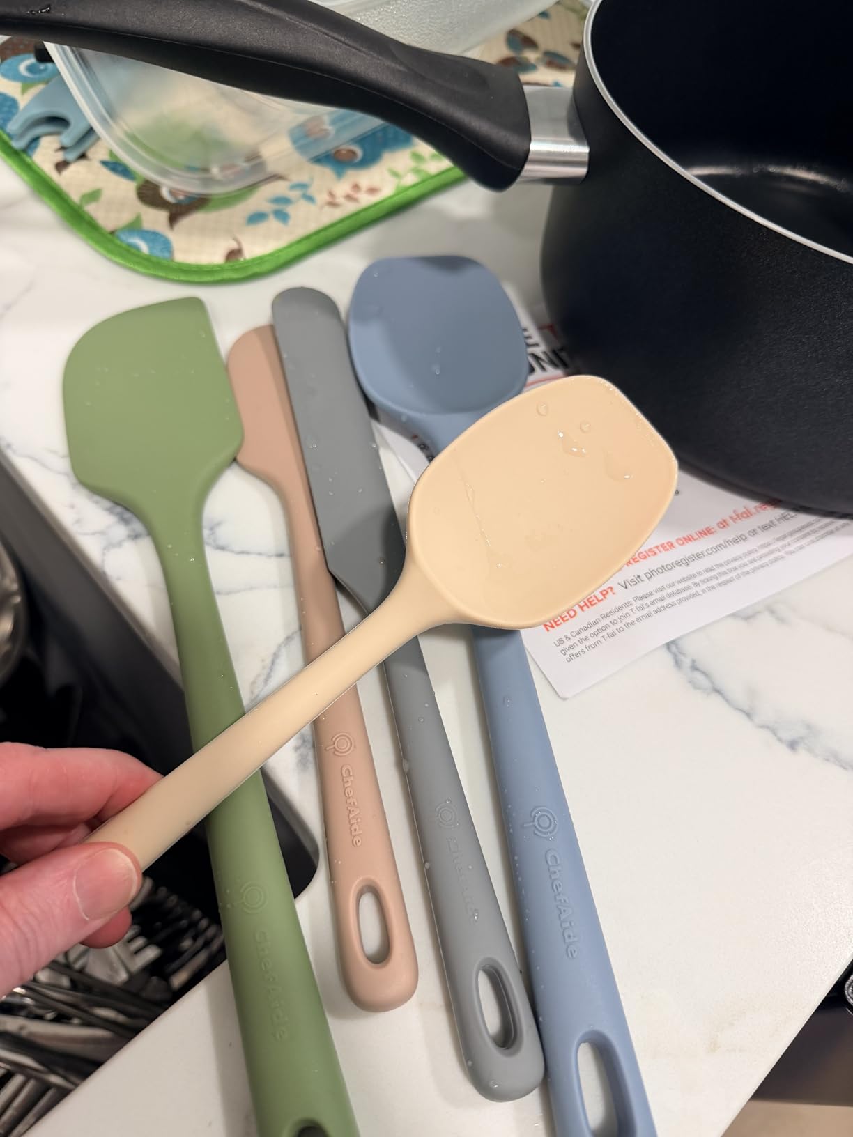 ChefAide 5 Pieces Silicone Spatulas Set, Heat Resistant Rubber Spatula | Food Grade Silicone, Heat Resistant Up to 600°F, Upgrade Strong Handle, Safe for Nonstick Cookware,Ideal for Cooking & Baking customer photo 1