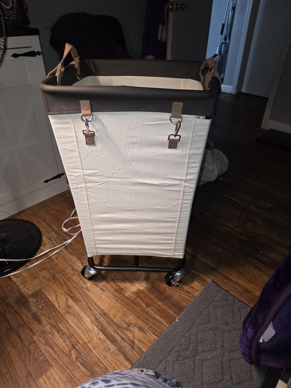 StorageWorks 160L Laundry Basket with Wheels, Rolling Hampers for Clothing, Beige customer photo 2