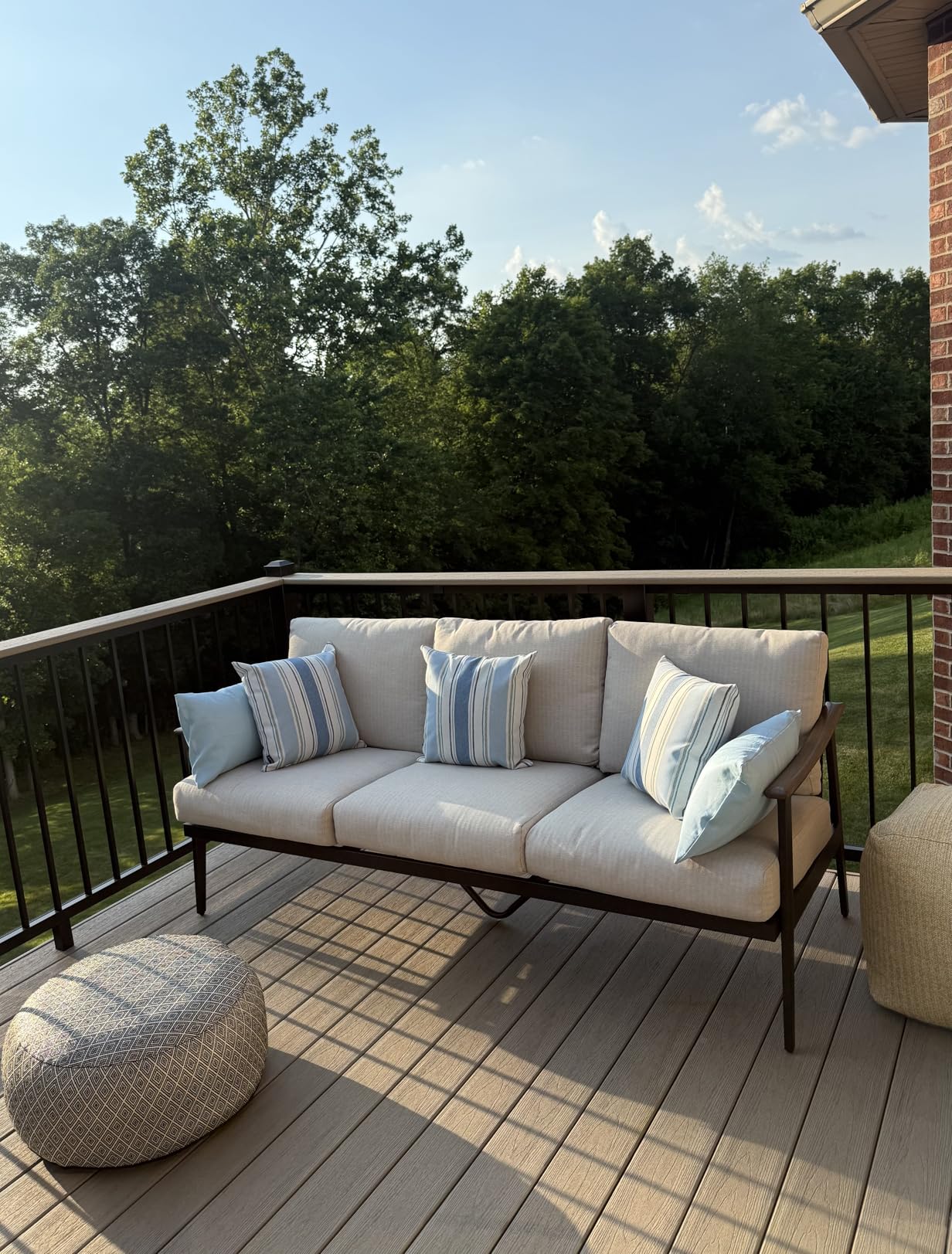 3-Seat Patio Couch Sofa, Wicker Back, Woodgrain Arm | Metal Outdoor Sofa with Adjustable Feet, Natural Wood-grain Texture, 6