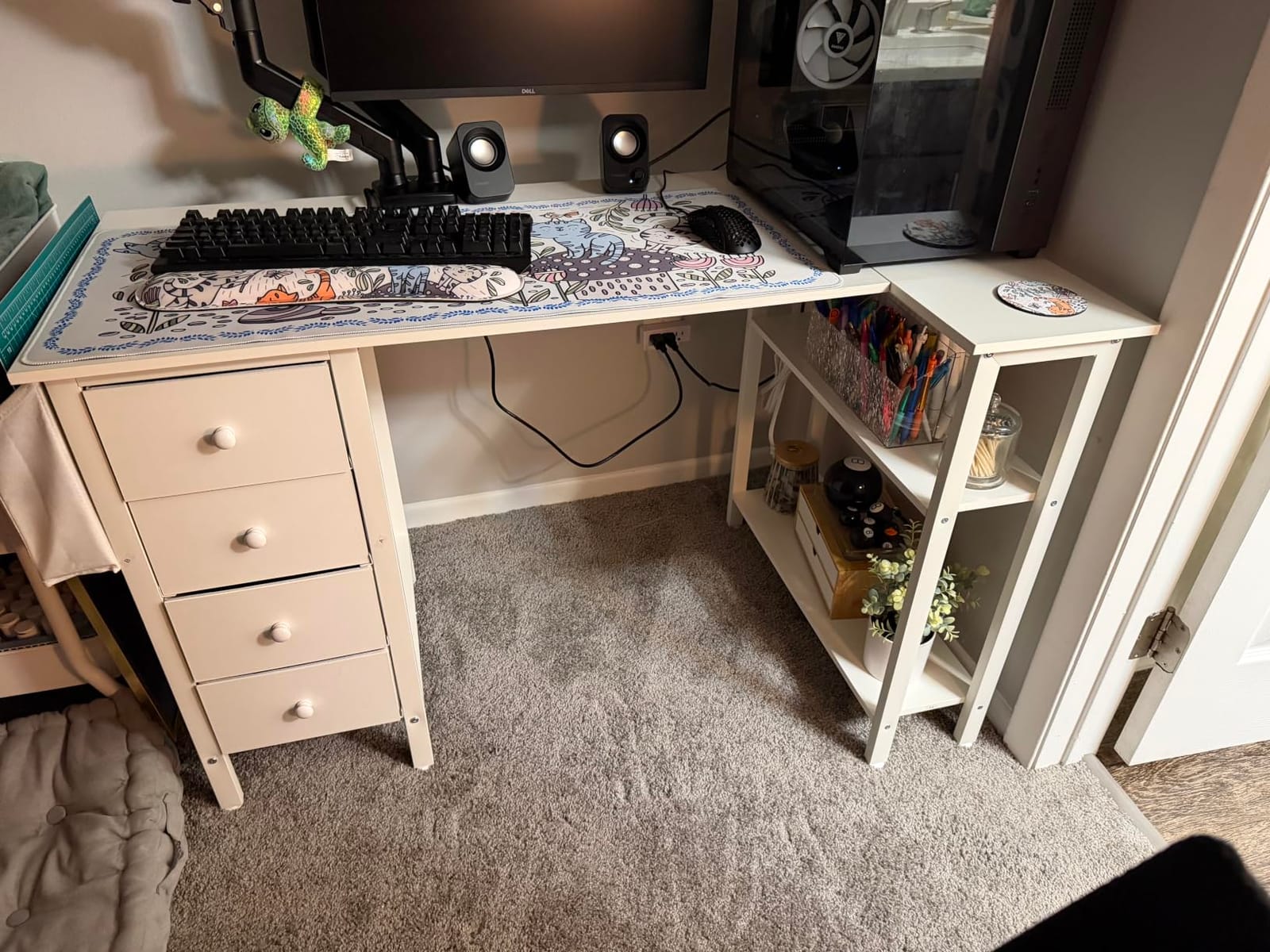 Lufeiya L Shaped Desk with Drawers & Storage Shelves, 47 Inch Small Reversible Corner Desk with Power Outlet for Home Office Bedroom, L-Shaped Gaming PC Computer Desks with Fabric Drawer, Rustic Brown customer photo 1
