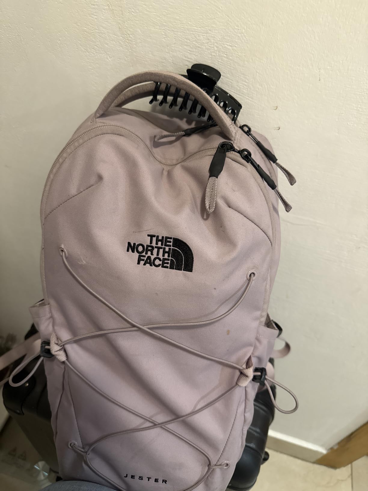 The North Face Women's Jester Everyday Backpack, Gravel/Blk, OSFA | Commuter Travel Bag, Laptop Sleeve, Water-Repellent customer photo 1