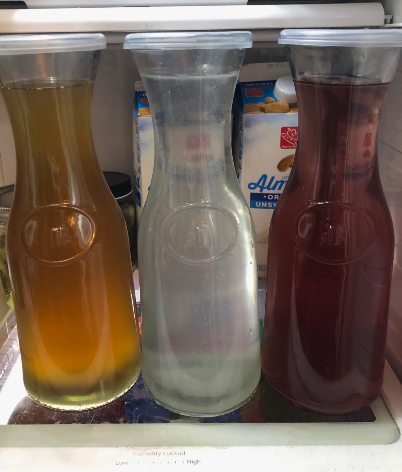 Kook Glass Carafe, Mimosa Bar Supplies, Carafe Pitchers with Lid, Glass Water Pitcher, Drink Dispensers for Parties, Tea, Wine, and Juice, Plastic Lids, Dishwasher Safe, 35 oz (set of 4) customer photo 1
