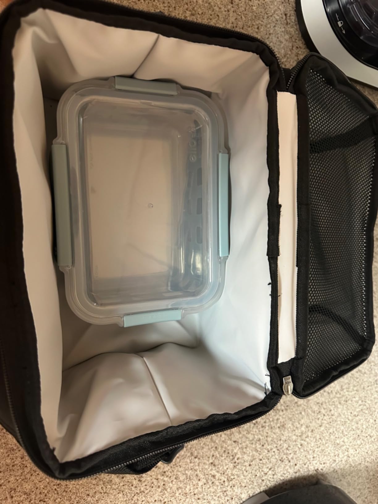 Carhartt Insulated 12 Can Cooler Black | Two Compartment Lunch Box Durable, Fully-Insulated Lunch Bag for Women & Men, Large Lunchbox customer photo 2