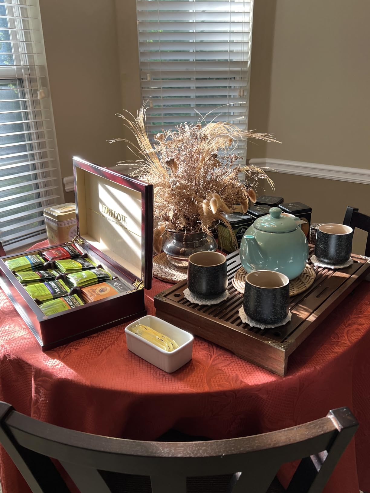Eorbow Wooden Tea Tray, 17 Inch Chinese Kung Fu Tea Tray, Gongfu Tea Table with Water Storage Box, Household Filter Tea Serving Tray Gift Set customer photo 1