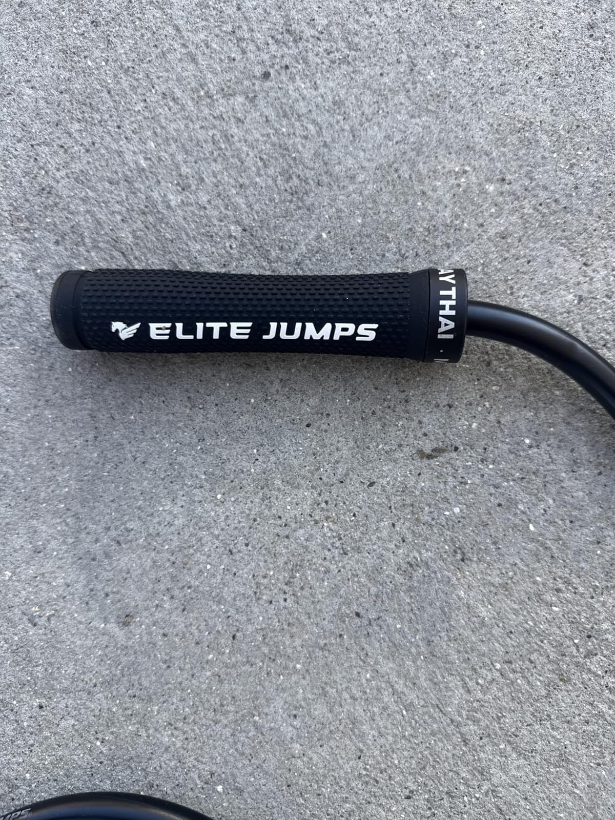 Elite Jumps The Beast Weighted Jump Rope for MMA, Ultra-heavy | High-intensity weighted rope for Muay Thai, MMA and full-body workouts. For men and women. customer photo 2