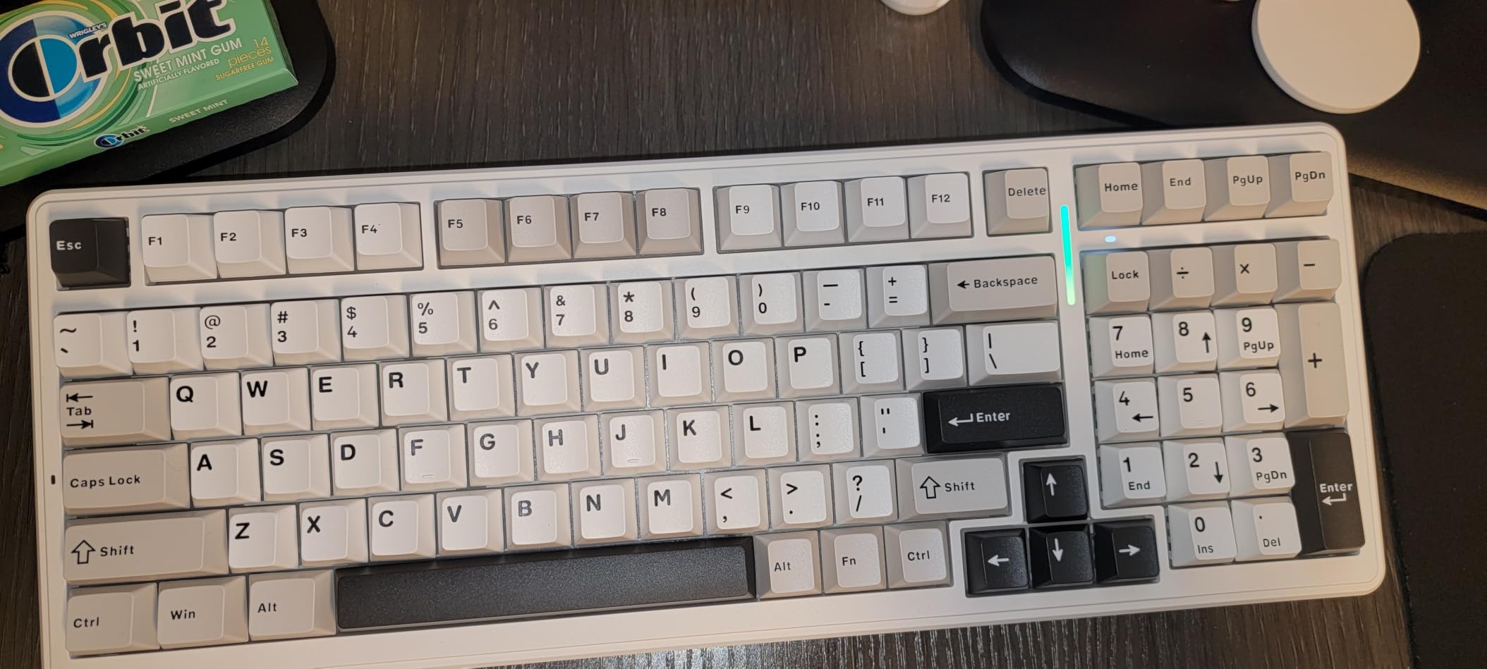 AULA F99 Wireless Mechanical Keyboard, Tri-Mode BT5.0/2.4GHz/USB-C Hot Swappable Custom Keyboard customer photo 2