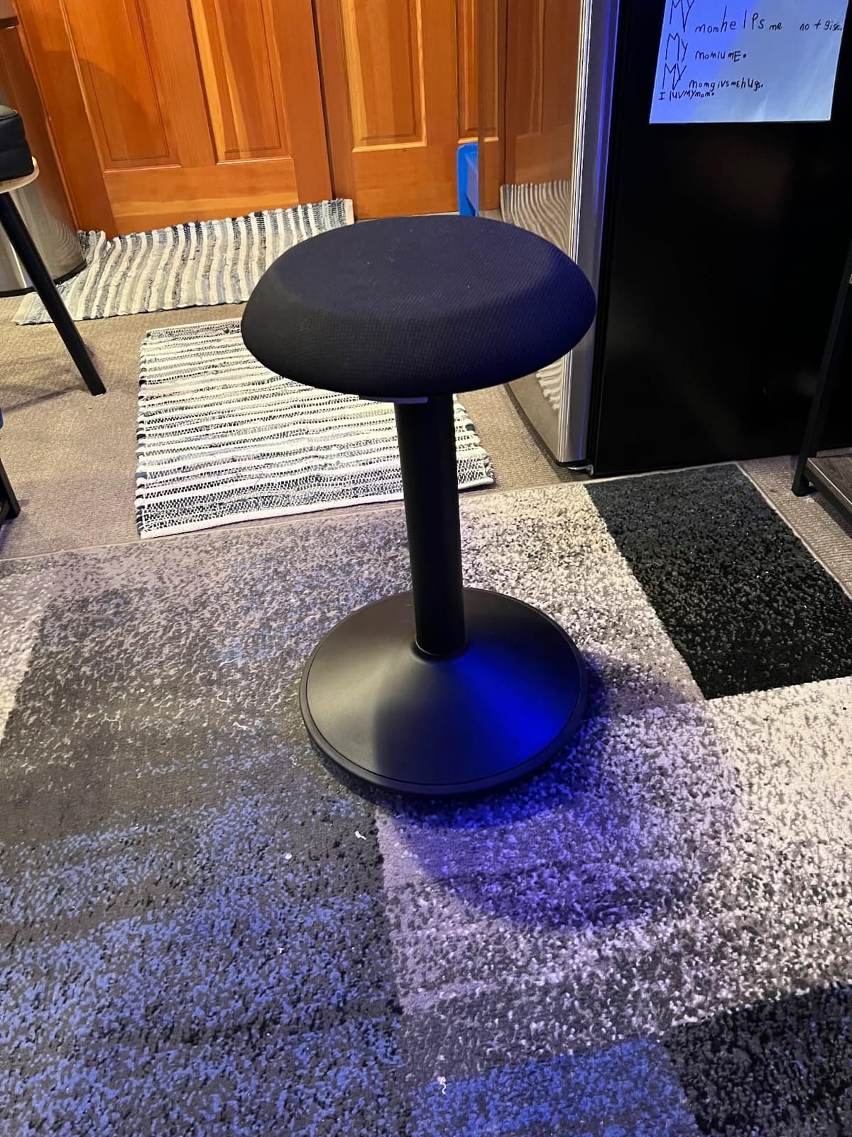 Standing Stool, Adjustable Ergonomic Office Chair Standing Desk Chair Swivel 360 Degree Swivel Tilting Balance with Saddle Seat for Active Learning Sitting customer photo 2