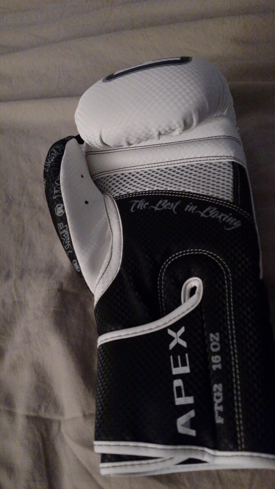Ringside Apex Flash Sparring Gloves, IMF-Tech Boxing Gloves with Secure Wrist Support, Synthetic Boxing Gloves for Men and Women customer photo 1