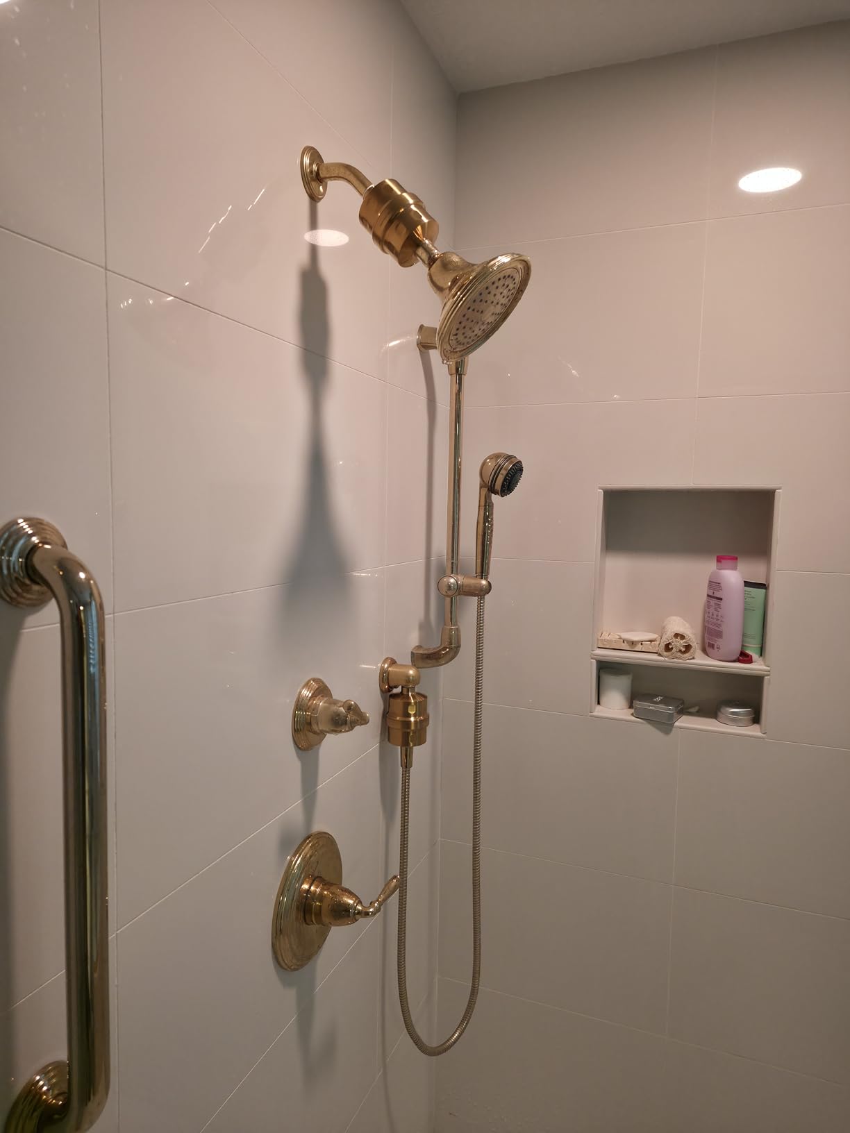 HammerHead Showers Solid Metal Shower Head Filter - KDF 55 Shower Filter, High Pressure Universal Shower Filters to Remove Toxic Chemicals - Removes Chlorine and Heavy Metals (Chrome) customer photo 2