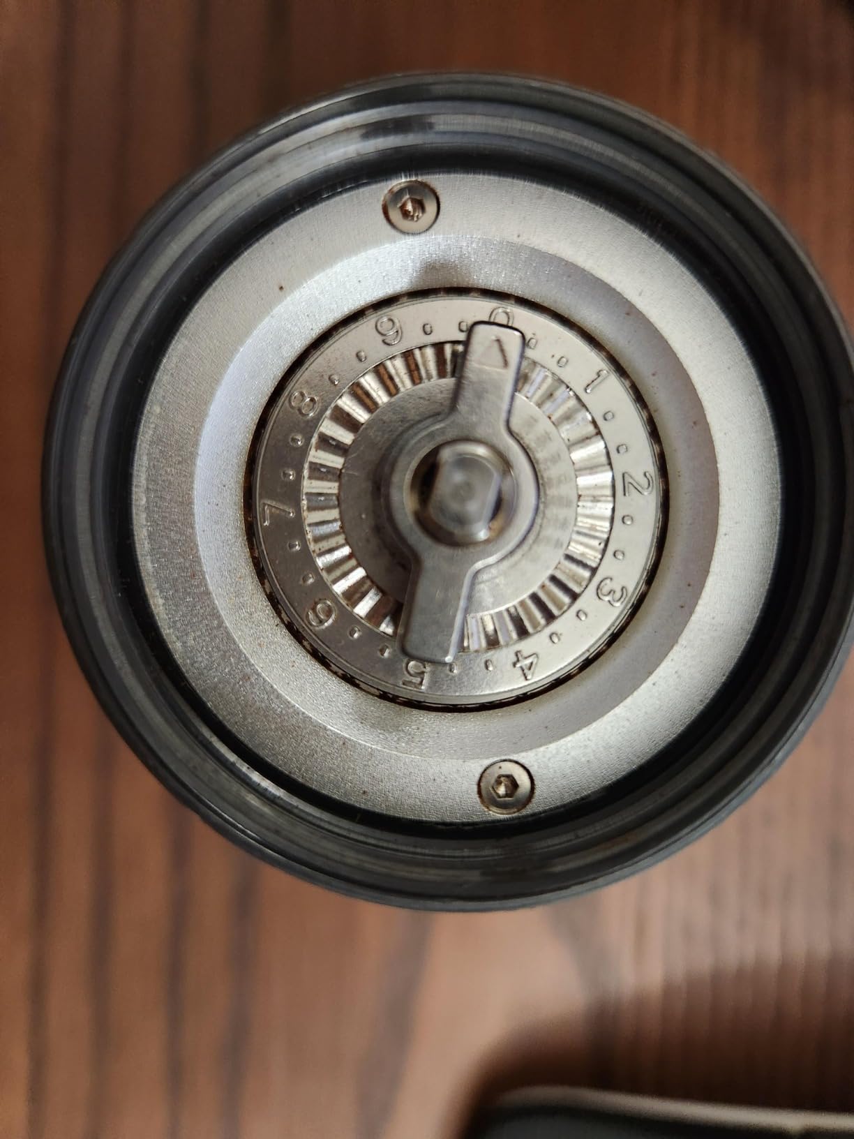 KINGrinder P0 Lightweight Manual Coffee Grinder, ABS Body, Stainless Burr | Supports grind settings for various brewing methods such as pour-over, French press, and AeroPress customer photo 1