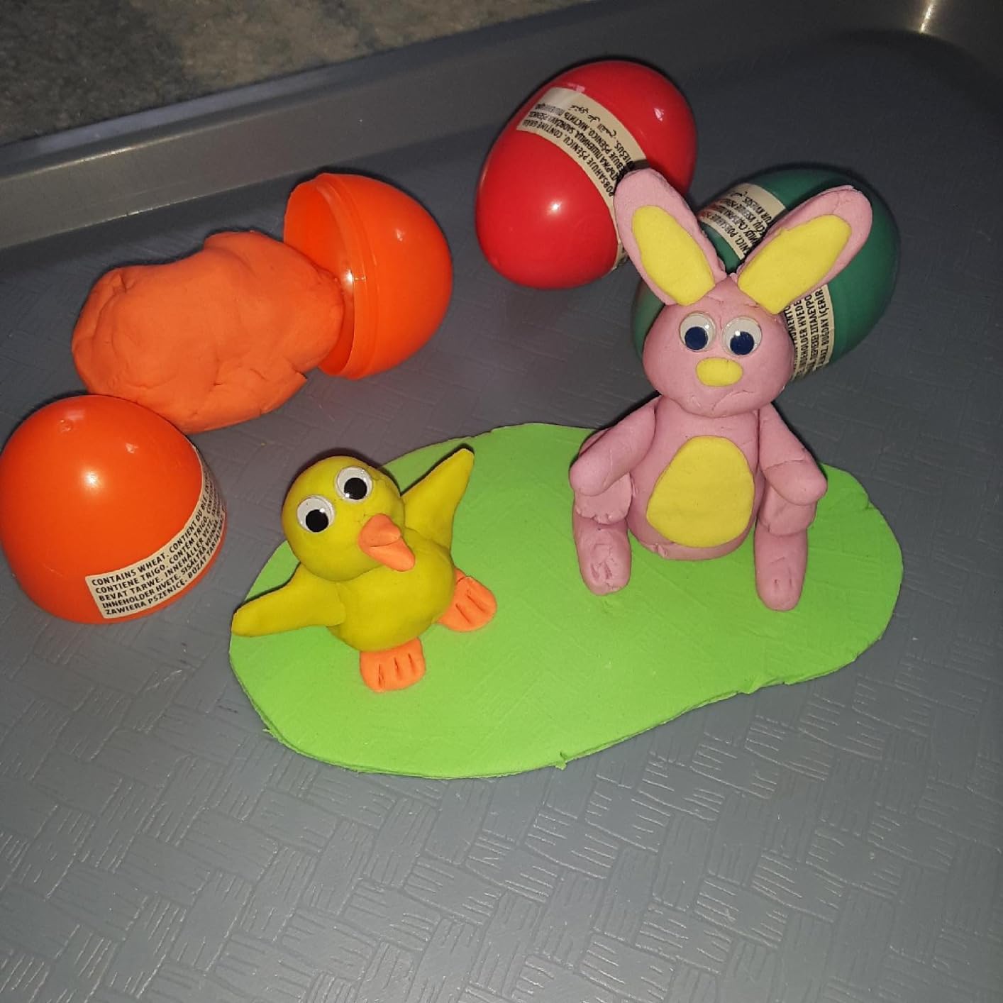 Play-Doh Easter Eggs Bag 9 Pack, 2 Ounces Each, Assorted Colors, Preschool Crafts for Kids 2 Years and Up, Easter Basket Toys customer photo 1