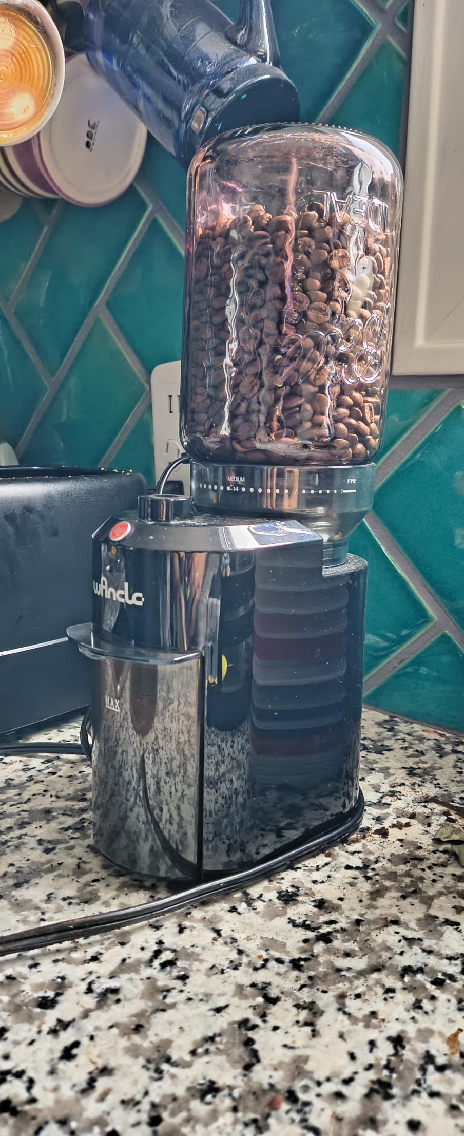 Wancle Electric Burr Coffee Grinder - Adjustable with 28 Precise Grind Settings for 12 Cups - Professional Coffee Bean Grinder (Plastic, Black) customer photo 1