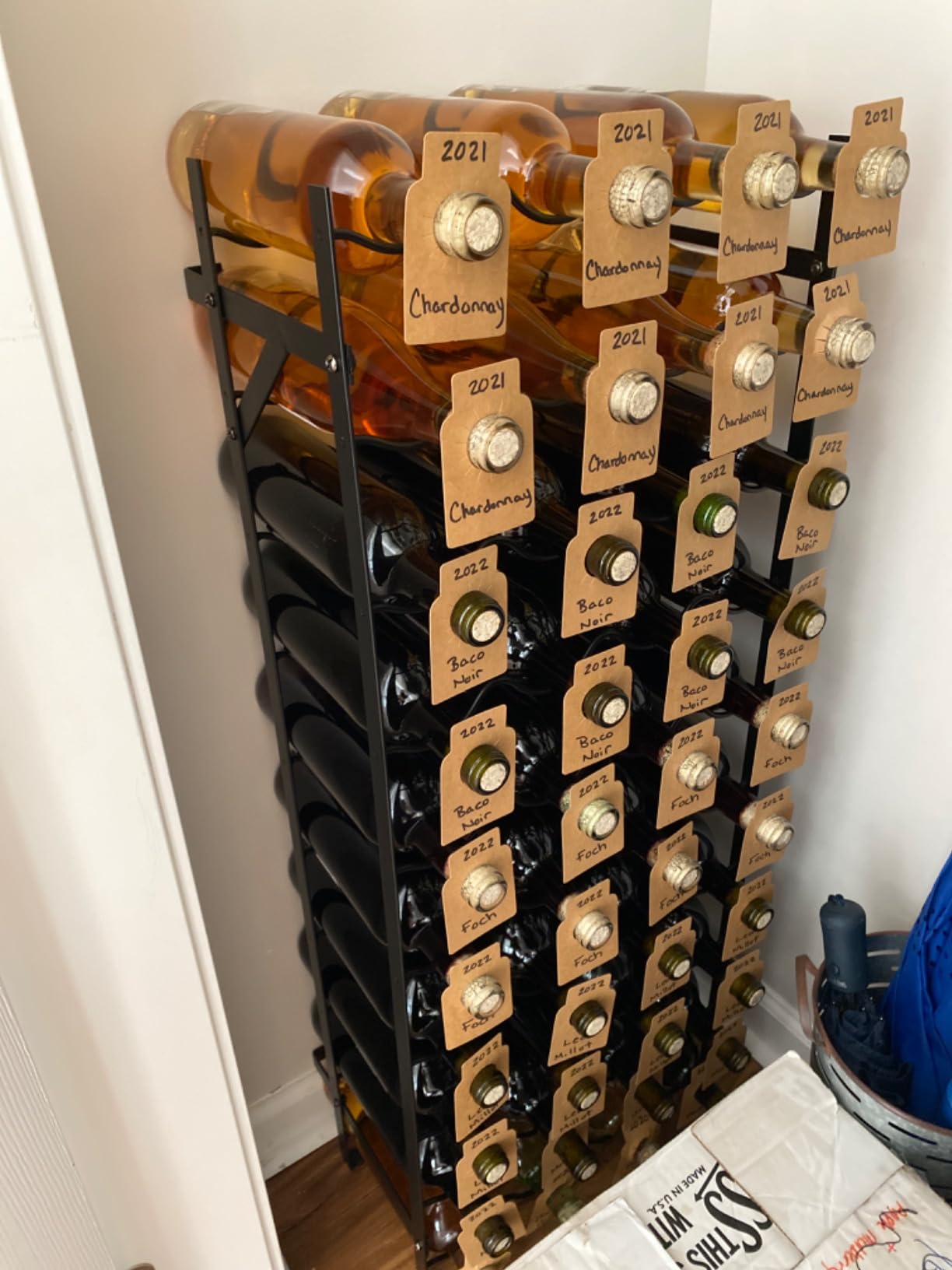 500 PCS Wine Bottle Tags for Cellar Collection, Wine Labels Plastic PVC Wine Hanging Labels Reusable Wine Tags for Bottles Name, Year, Tasting Notes Wine Racks Marker, Double Sided, White customer photo 1