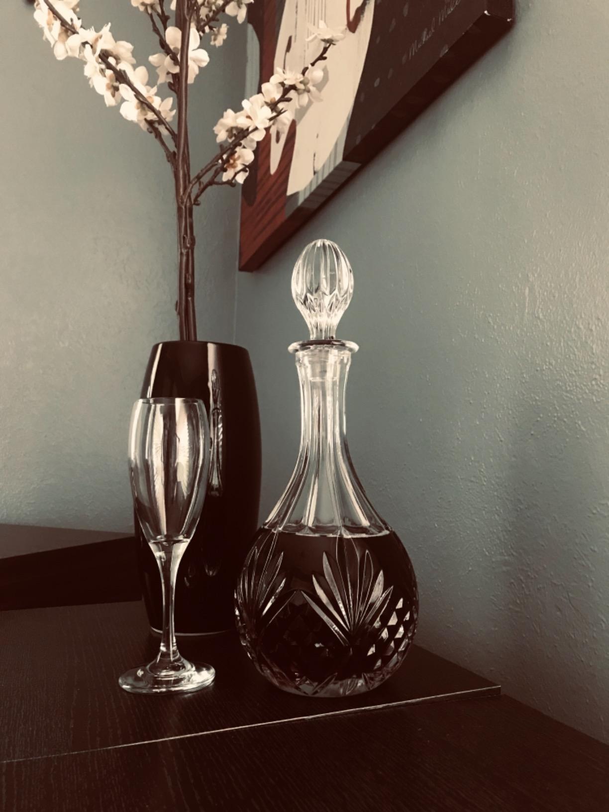 Godinger Wine Decanter, Whiskey Decanter, Dublin Crystal Collection customer photo 2