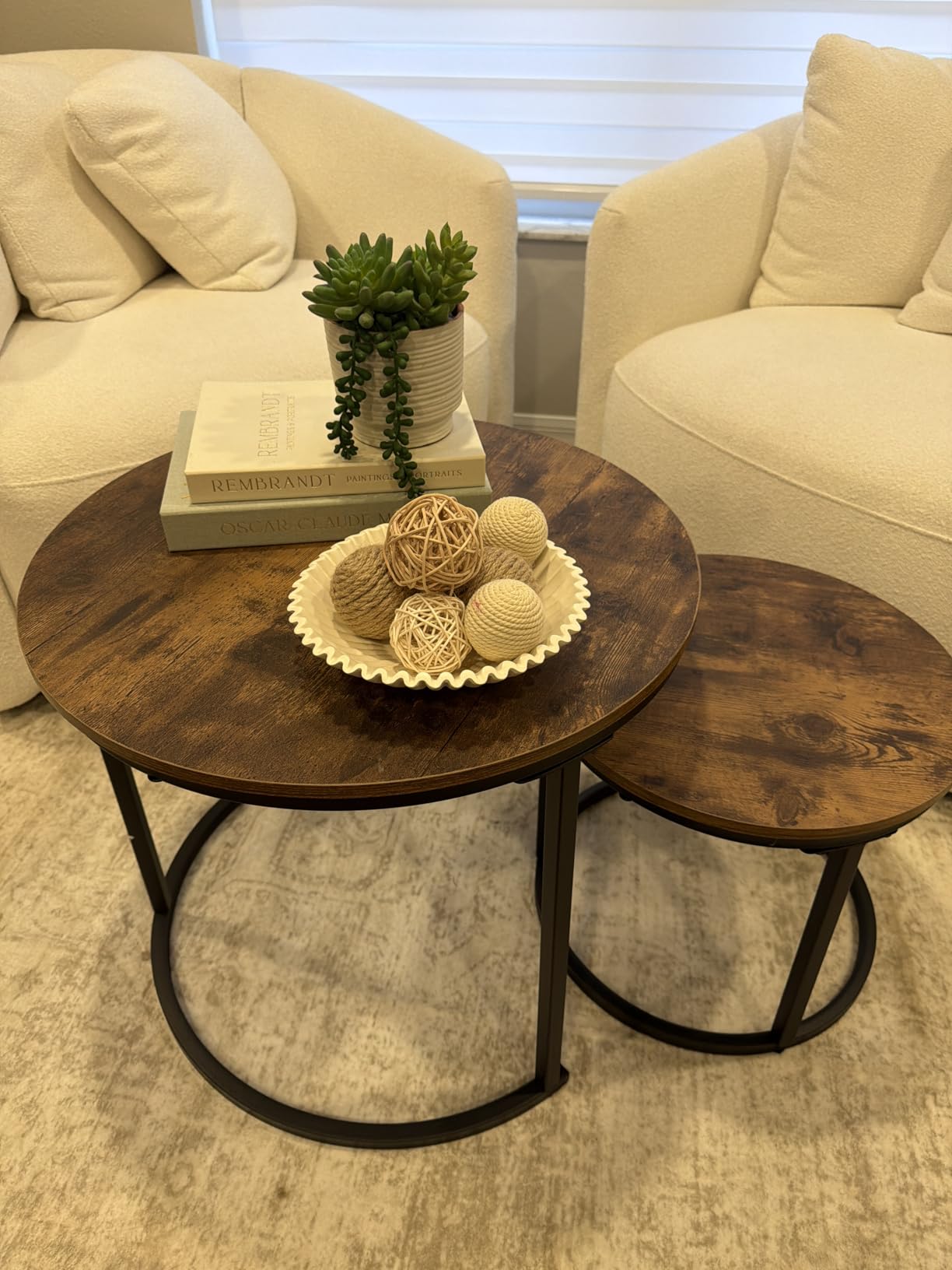 HOJINLINERO Round Nesting Coffee Table Set of 2, Wood Cocktail Table, Black | Center Table for Living Room, Small Apartment, Small Space, Side Tables, Easy Assembly, Sturdy Metal Frame Wooden Tabletop, Large customer photo 1