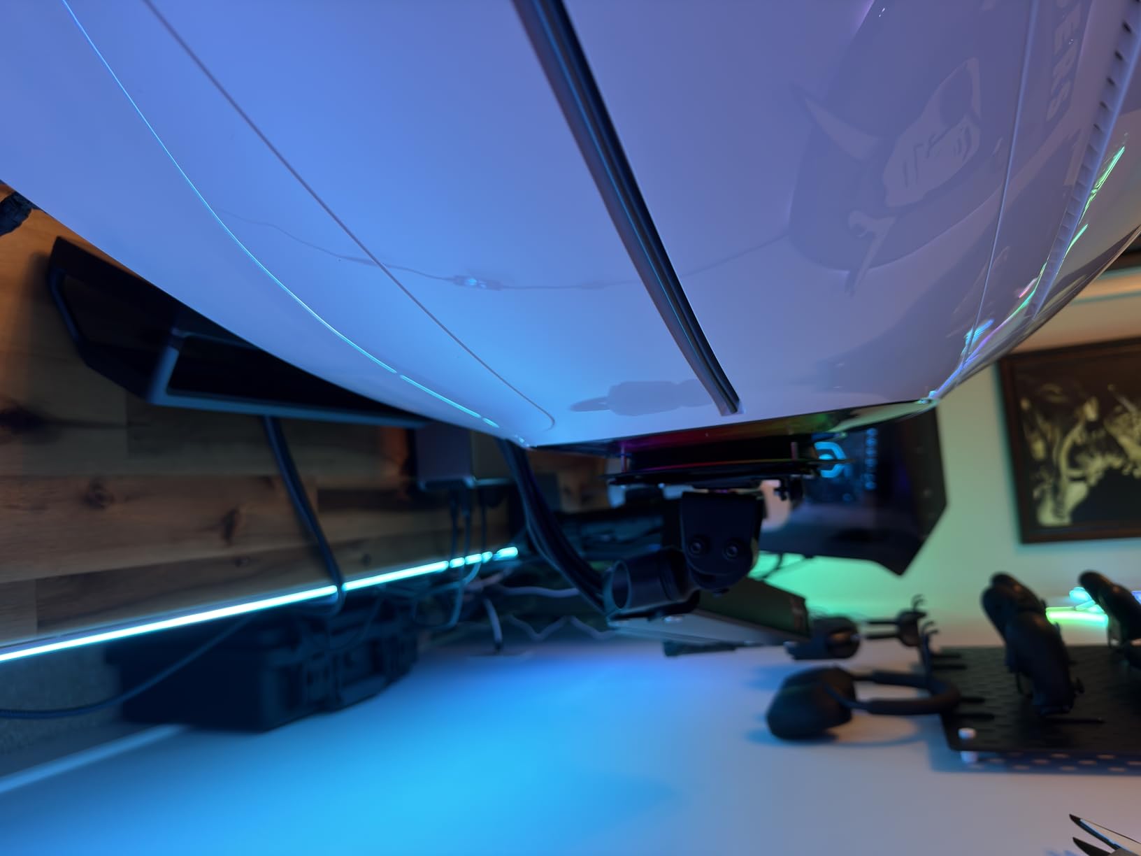 Heavy Duty Monitor Arm for Ultrawide Monitors up to 57