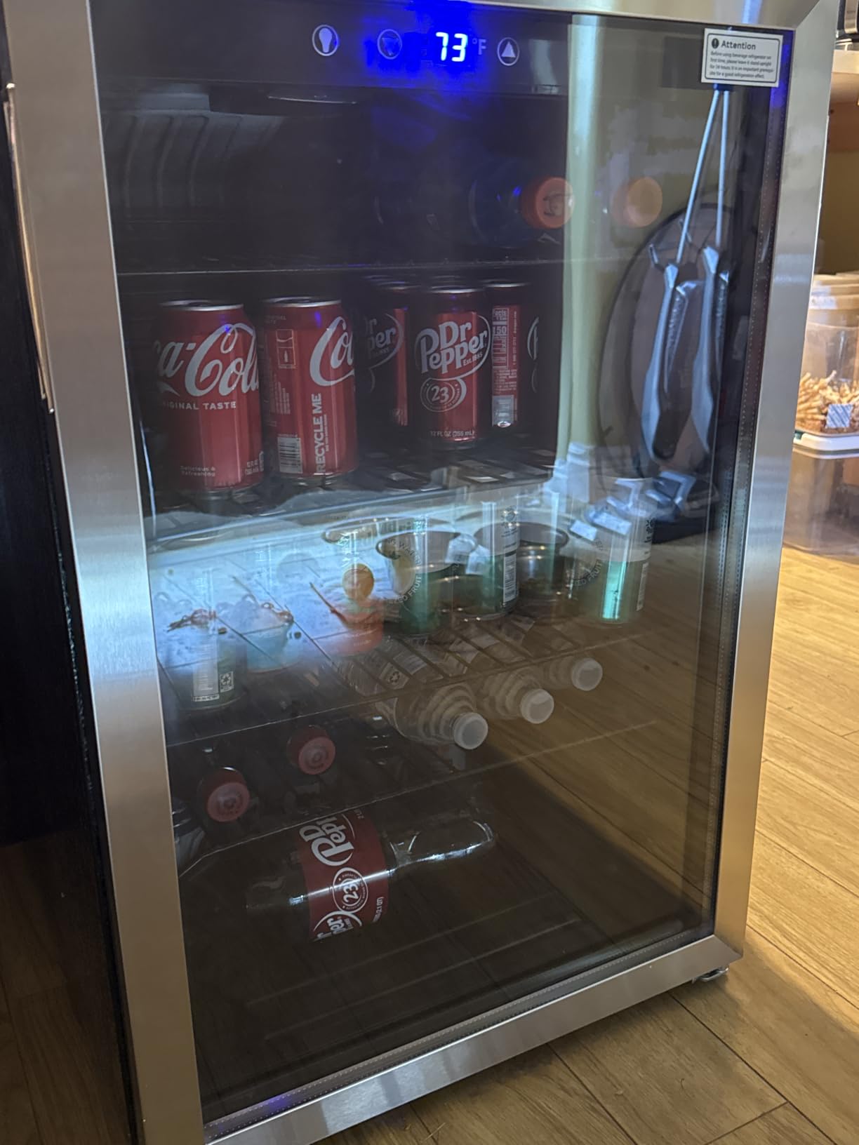 Feelfunn 126 Can Beverage Refrigerator, Glass Door Mini Fridge, 3.2 Cu.Ft customer photo 1