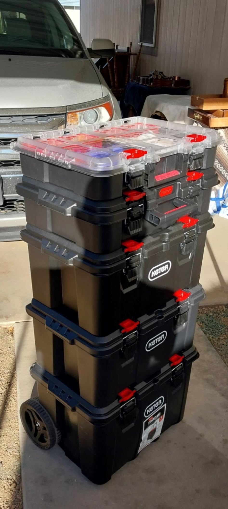 Keter Stack N Rolling Tool Box Modular Storage System 3 Piece | Heavy Duty, Weatherproof, All Terrain Wheels, Telescoping Handle customer photo 1