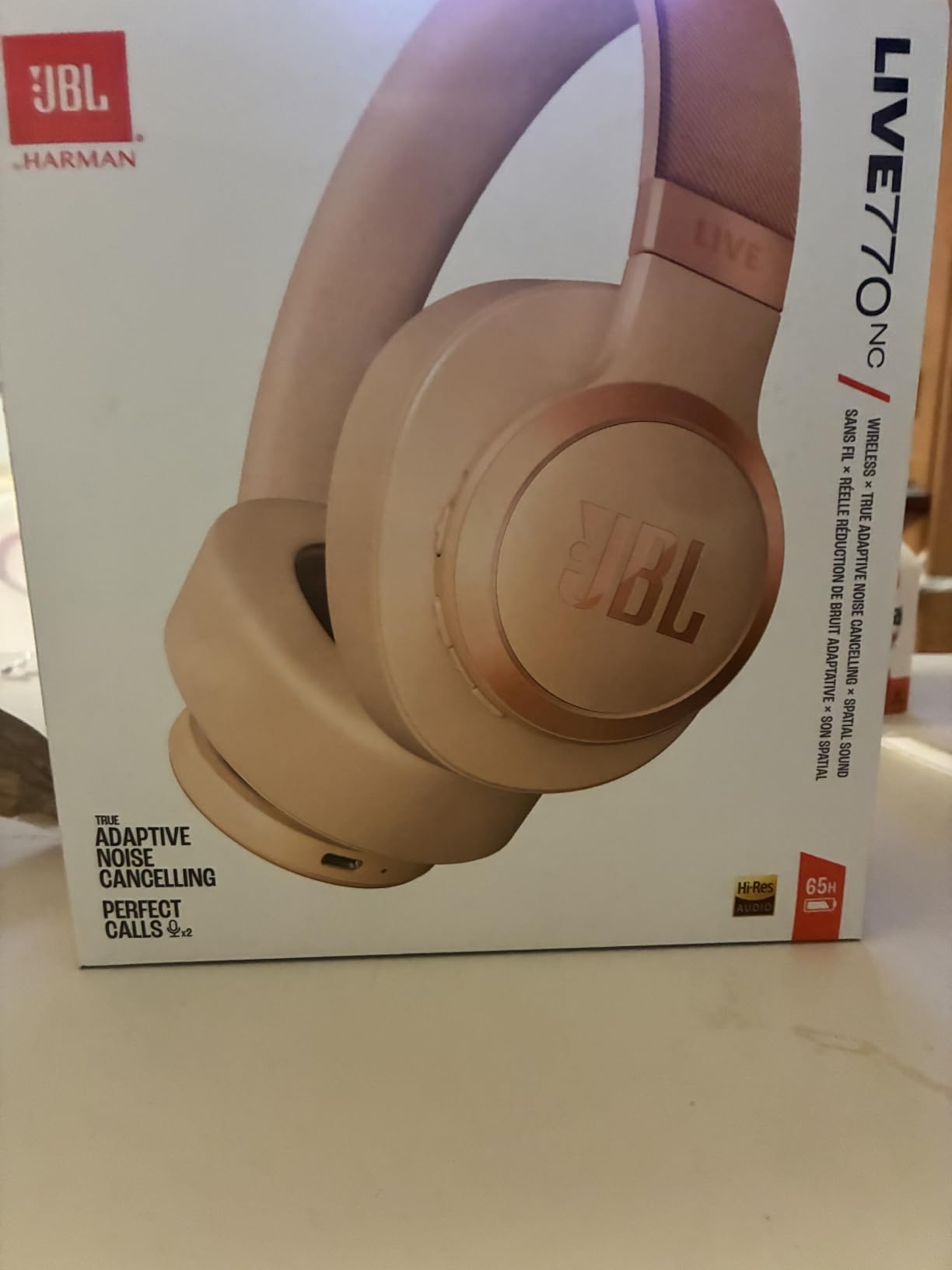 JBL Live 770NC - Wireless Over-Ear Headphones with True Adaptive Noise Cancelling with Smart Ambient, Up to 65 Hours of Battery Life, Comfort-fit Fabric Headband & Carrying Pouch (Sandstone) customer photo 2