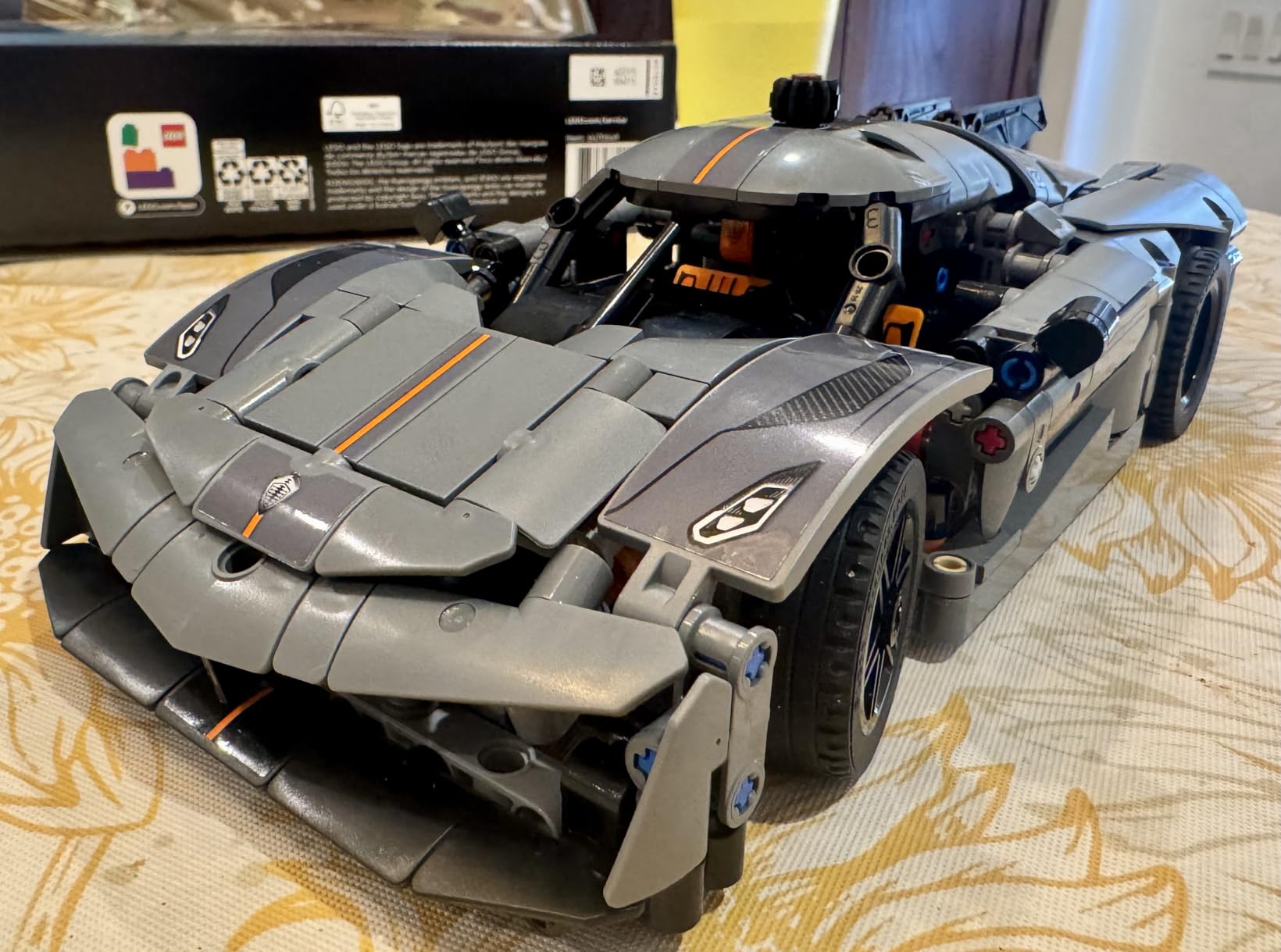 Technic Koenigsegg Jesko Absolut Grey Hypercar, Sports Car Building Set for Boys and Girls, Vehicle Racing for Kids, Buildable Model Kit, Sport Car Toy, Motor Enthusiasts' Gift, 42173 customer photo 1