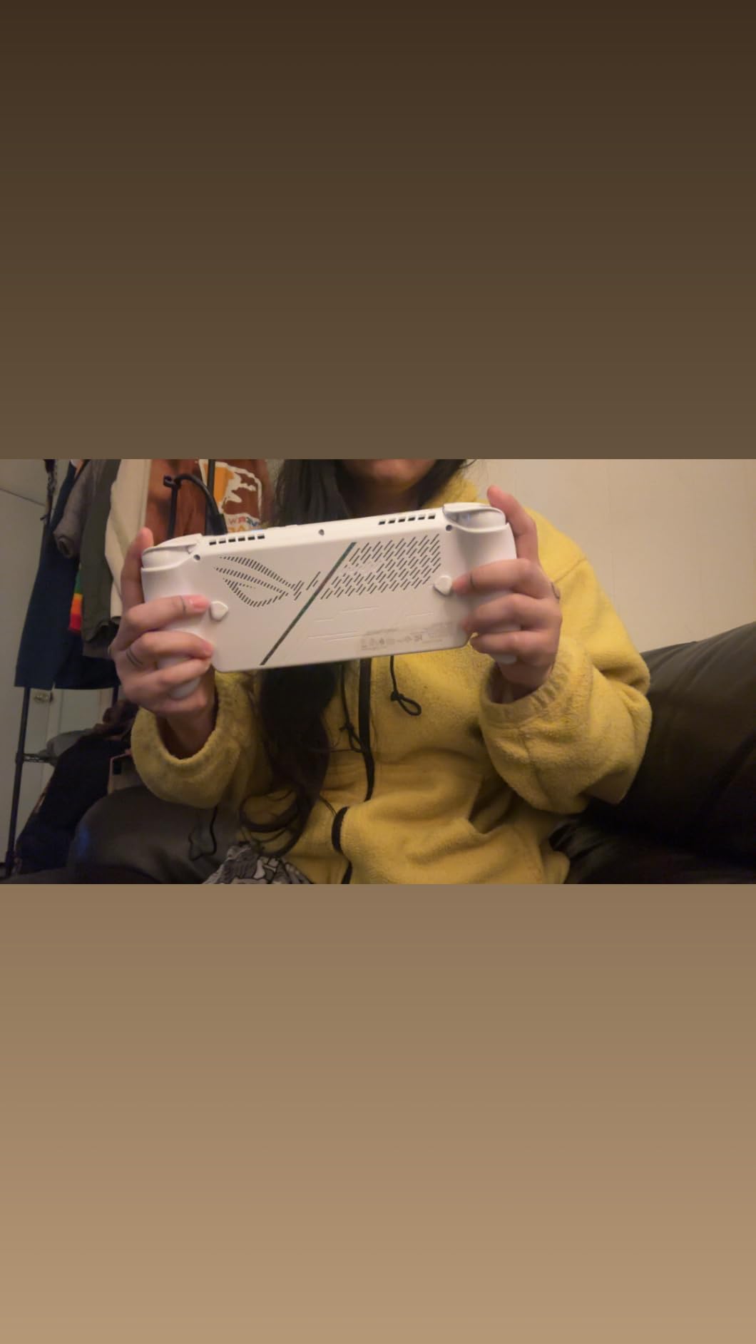 ASUS ROG Xbox Ally Gaming Handheld 7