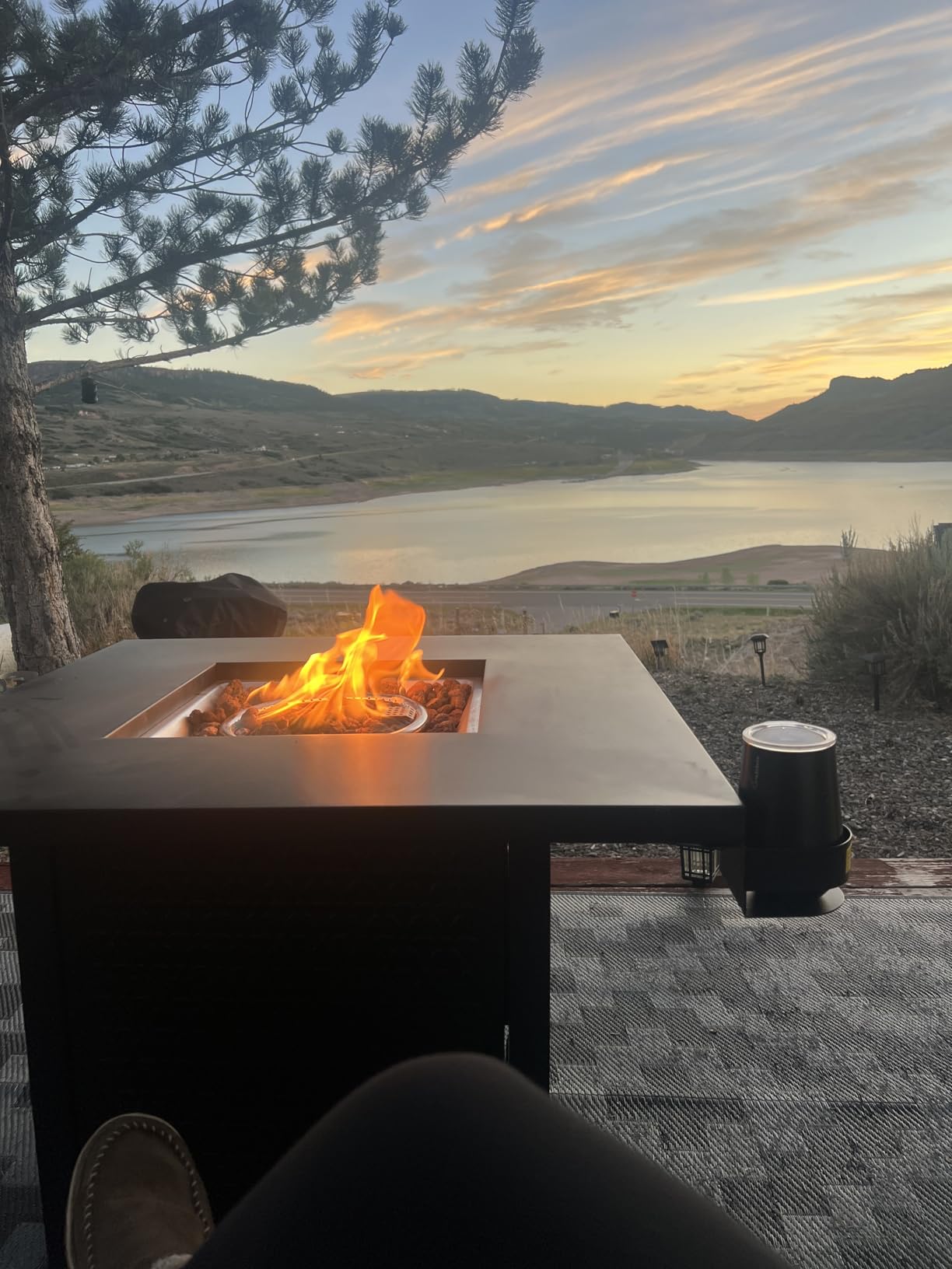 Ciays Propane Fire Pits 32 Inch Outdoor Gas Fire Pit, 50,000 BTU Steel Fire Table with Lid and Lava Rock, Add Warmth and Ambience to Gatherings and Parties On Patio Deck Garden Backyard, Black customer photo 1