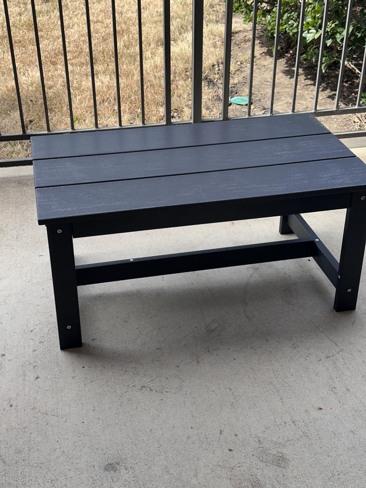 SERWALL HDPE Patio Coffee Table, Rectangle Outdoor Coffee Table, All-Weather Coffee Side Table for Balcony, Poolside, Deck, Garden, Gray customer photo 1