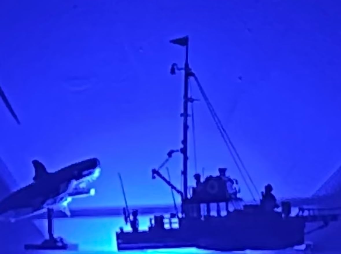 Ideas Jaws Set - Diorama Kit for Fans of the Classic Movie - Shark Toy - Movie Memorabilia Gift for Adults - Includes Orca Boat and Chief Brody, Hooper and Quint Minifigures - 21350 customer photo 1