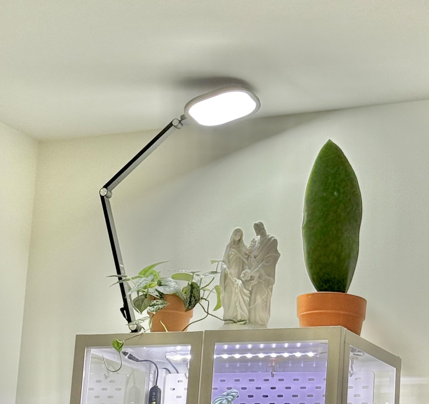 LED Desk Lamp for Home Office, Soft Edge-lit Design - Modern Style, Eye-Caring Diffused Light, Dimmable with 30 Modes, Memory & Timer customer photo 1