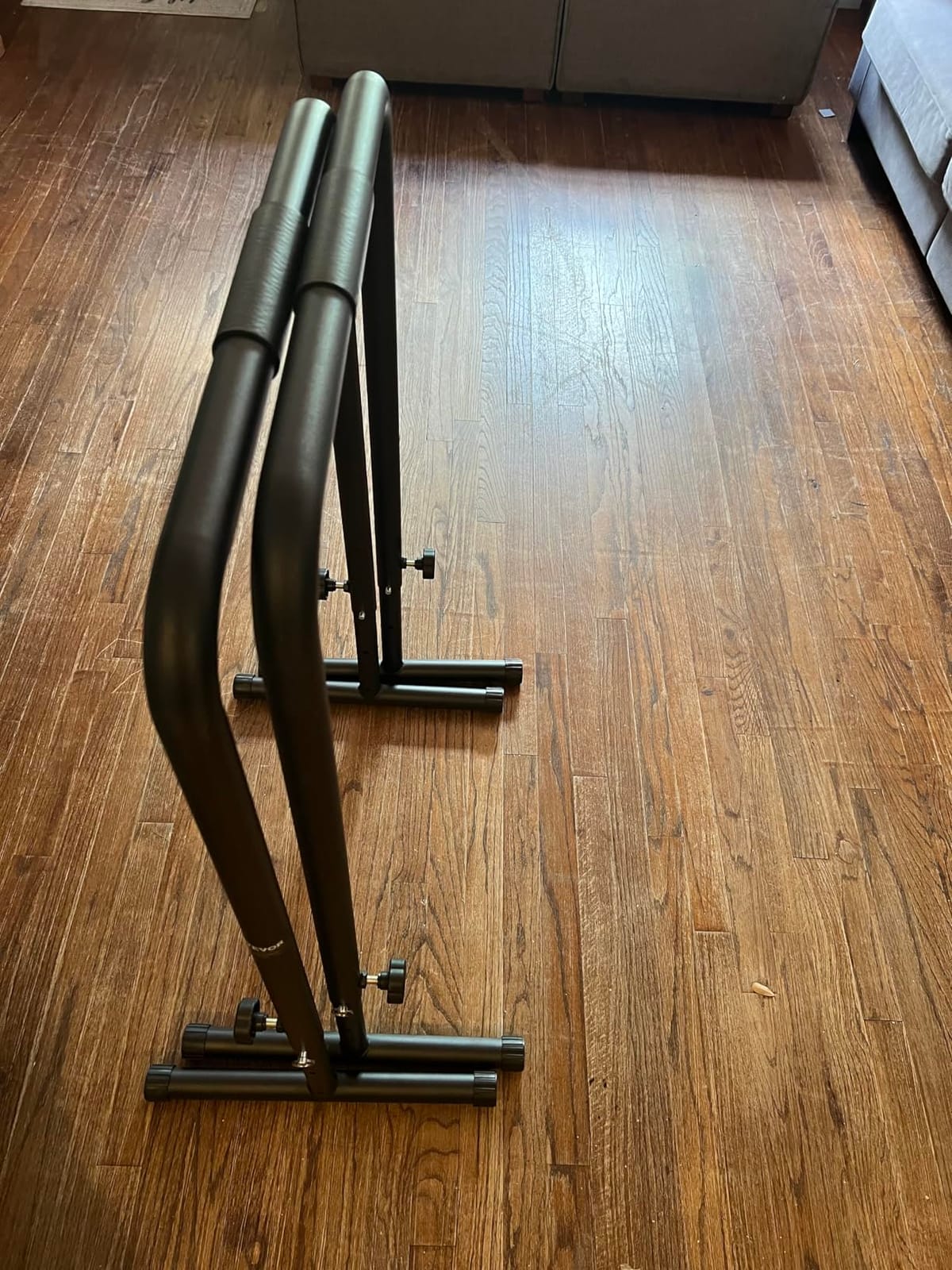 VEVOR Dip Bars, 440 lbs Capacity, Heave Duty Dip Stand Station with Adjustable Height, Fitness Workout Dip Bar Station Stabilizer Parallette Push Up Stand, Parallel Bars for Strength Training Home Gym customer photo 2
