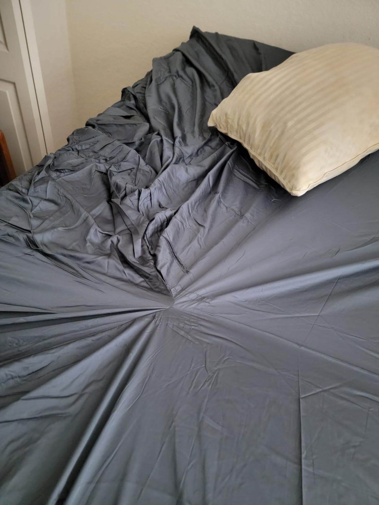 Bella Coterie | Luxury Bamboo Viscose King Size Fitted Sheet Only | Organically Grown | Cooling For Hot Sleepers | Ultra Soft | 18