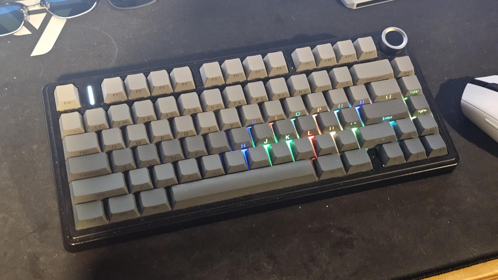 AULA F75 Pro Wireless Mechanical Keyboard,75% Hot Swappable Custom Keyboard with Knob,RGB Backlit,Pre-lubed Reaper Switches,Side Printed PBT Keycaps,2.4GHz/USB-C/BT5.0 Mechanical Gaming Keyboards customer photo 2
