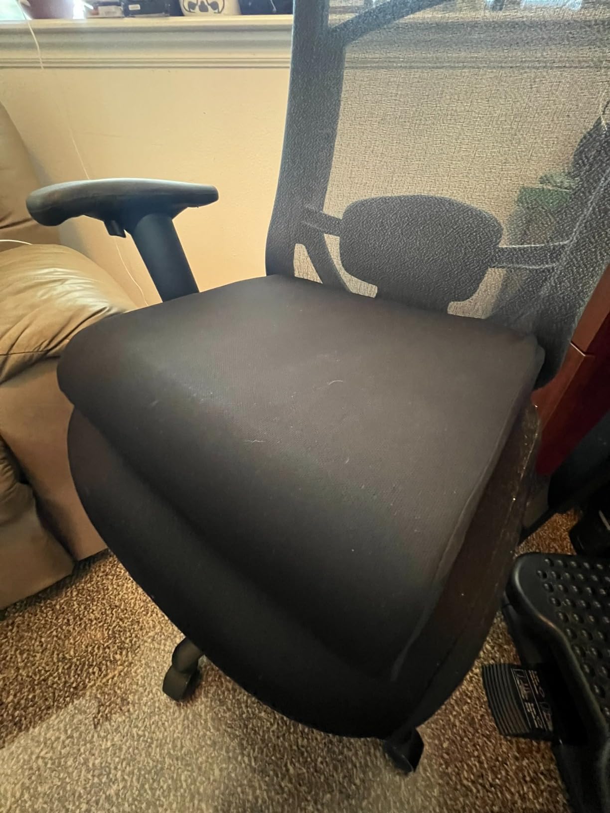 TranquilRelax Memory Foam Seat Cushion for Office Chair, 3-Inch, Black | Medium-firm Support for Long Sitting, Washable Mesh Cover, Non-slip Base, Perfect for Car Seats & Short Drivers customer photo 2