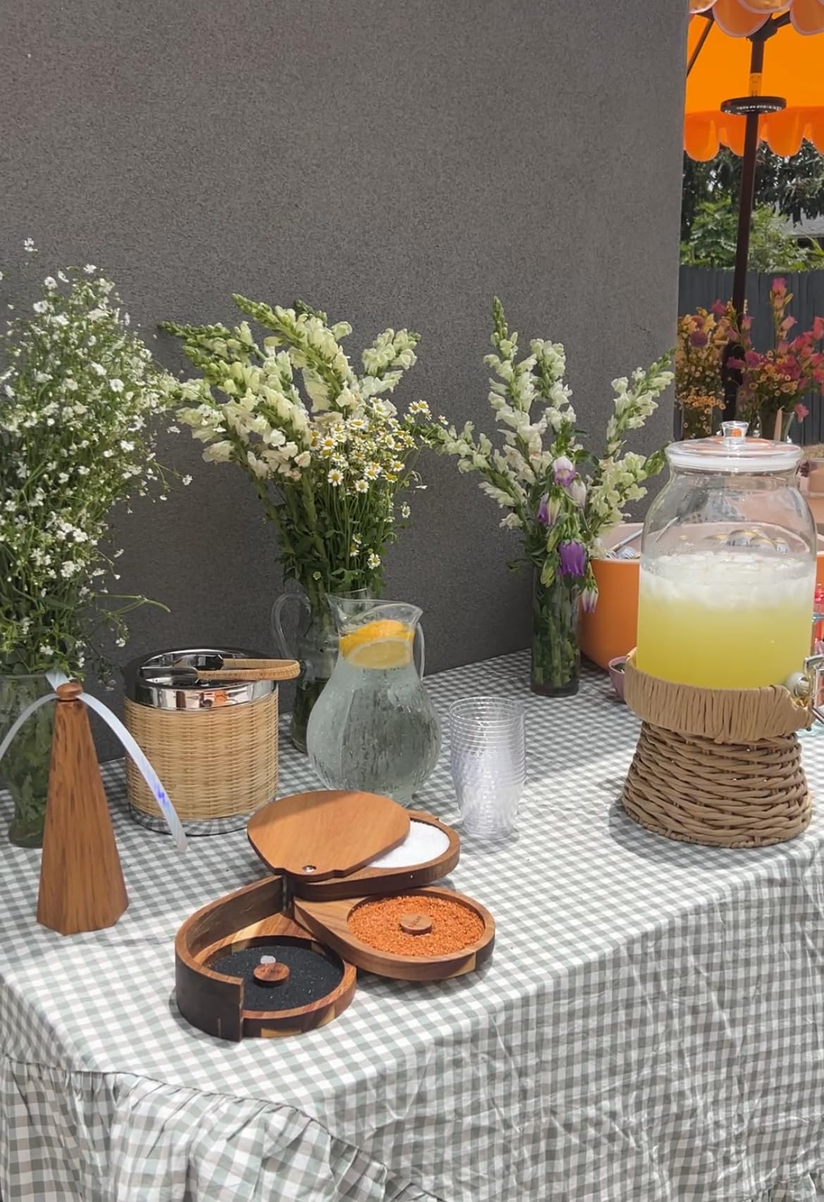 Margarita Salt Rimmer Set for Cocktails | 3 Tier Acacia Wood Glass Rimmer for Salt/Sugar/Lime Seasoning for Bloody Mary, Tequila | Drink Accessories for Bar (With Sponges) customer photo 1