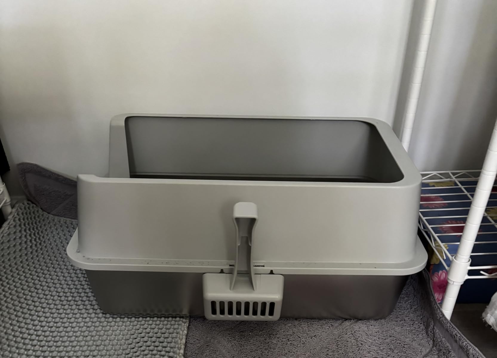 XL Stainless Steel Litter Box with Lid, Extra Large Cat Litter Box | Metal Cat Litter Box for Big Cats with High Sides, Anti-Urine Leakage, Easy Cleaning, Non-Stick, Include Scoop and Mat customer photo 1