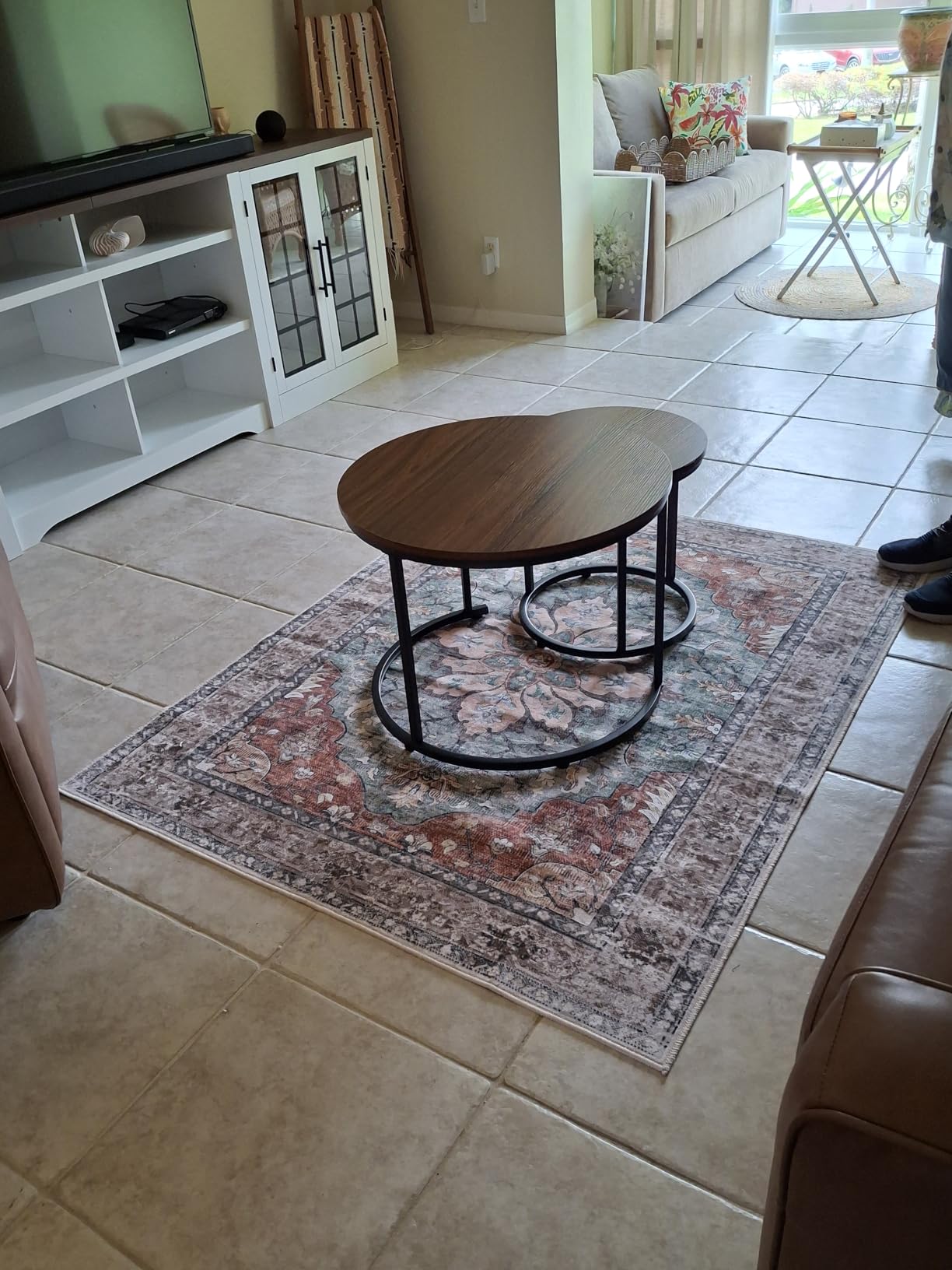 aboxoo Coffee Table Nesting Round Table Set of 2 Side Table with Sturdy Metal Frame for Living Room Bedroom Apartment Modern Industrial Simple Nightstand,Rustic Brown customer photo 1