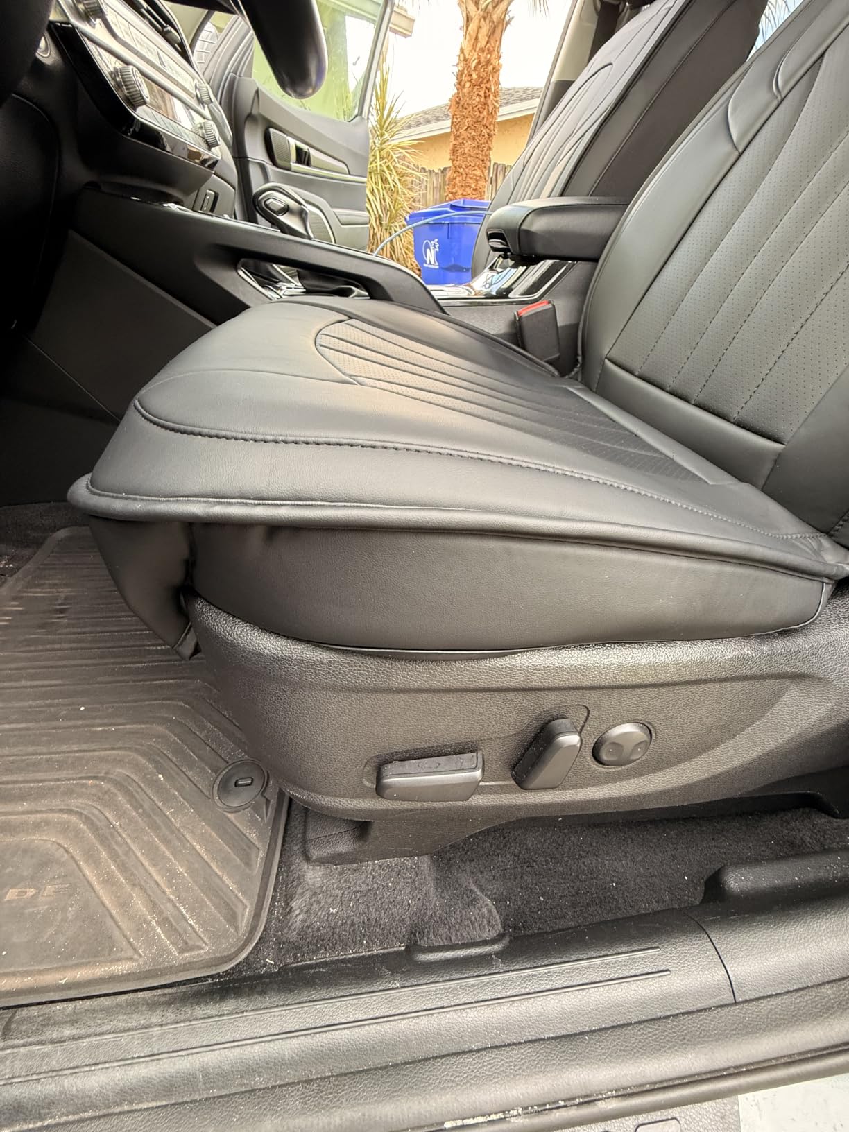 MINGBRON Car Seat Cover Full Set, Leather Car Seat Cover, Waterproof Seat Covers, Car Seat Cushion, Nappa Leather Seat Covers Car Seat Protector Universal Fit Most Cars Black customer photo 1
