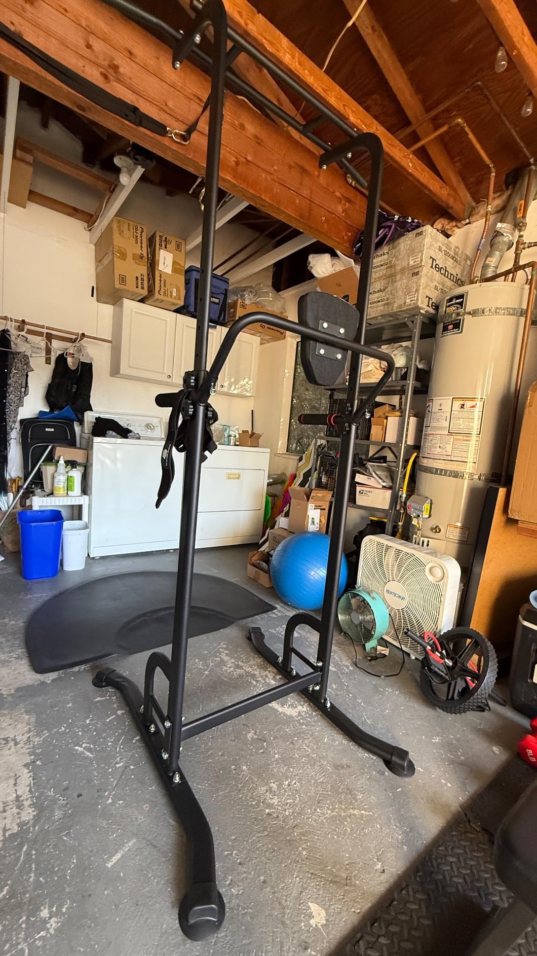 BangTong&Li Power Tower, Pull Up Bar Dip Station/Stand for Home Gym Strength Training Workout Equipment customer photo 2