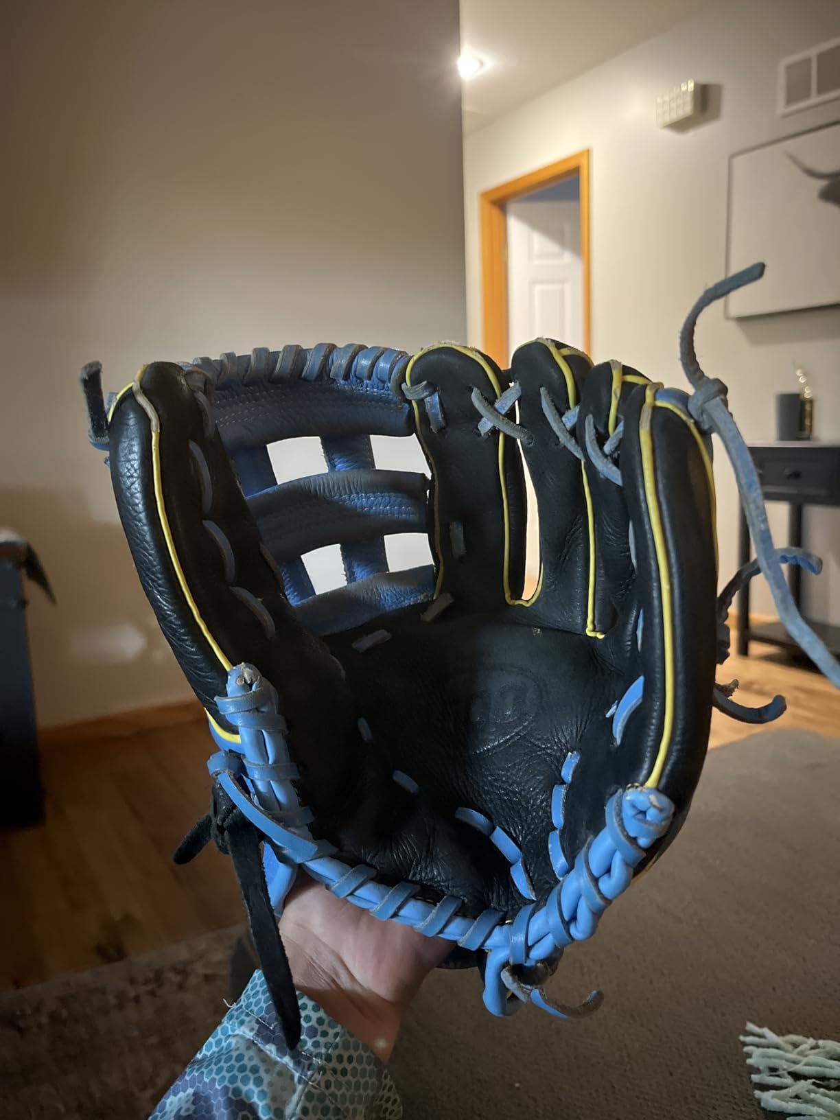 Wilson | A500 | Adult + Youth Baseball Glove + Mitt | Sizes 10.5