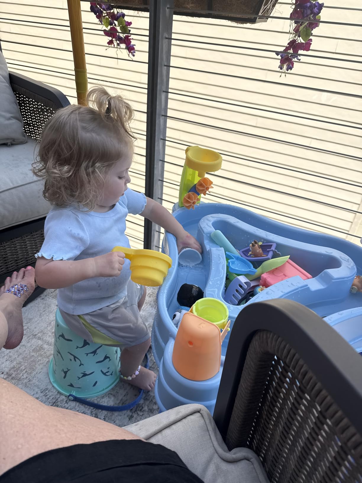 Little Tikes Bluey Water Table customer photo 2