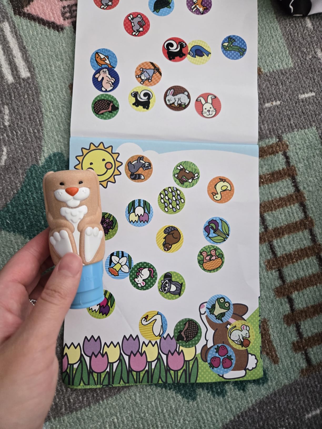 Melissa & Doug Sticker Wow! Bunny Bundle: 24-Page Activity Pad, Stamper, 500 Stickers, Mini Pad, Arts and Crafts Fidget Toy Collectible Character customer photo 1